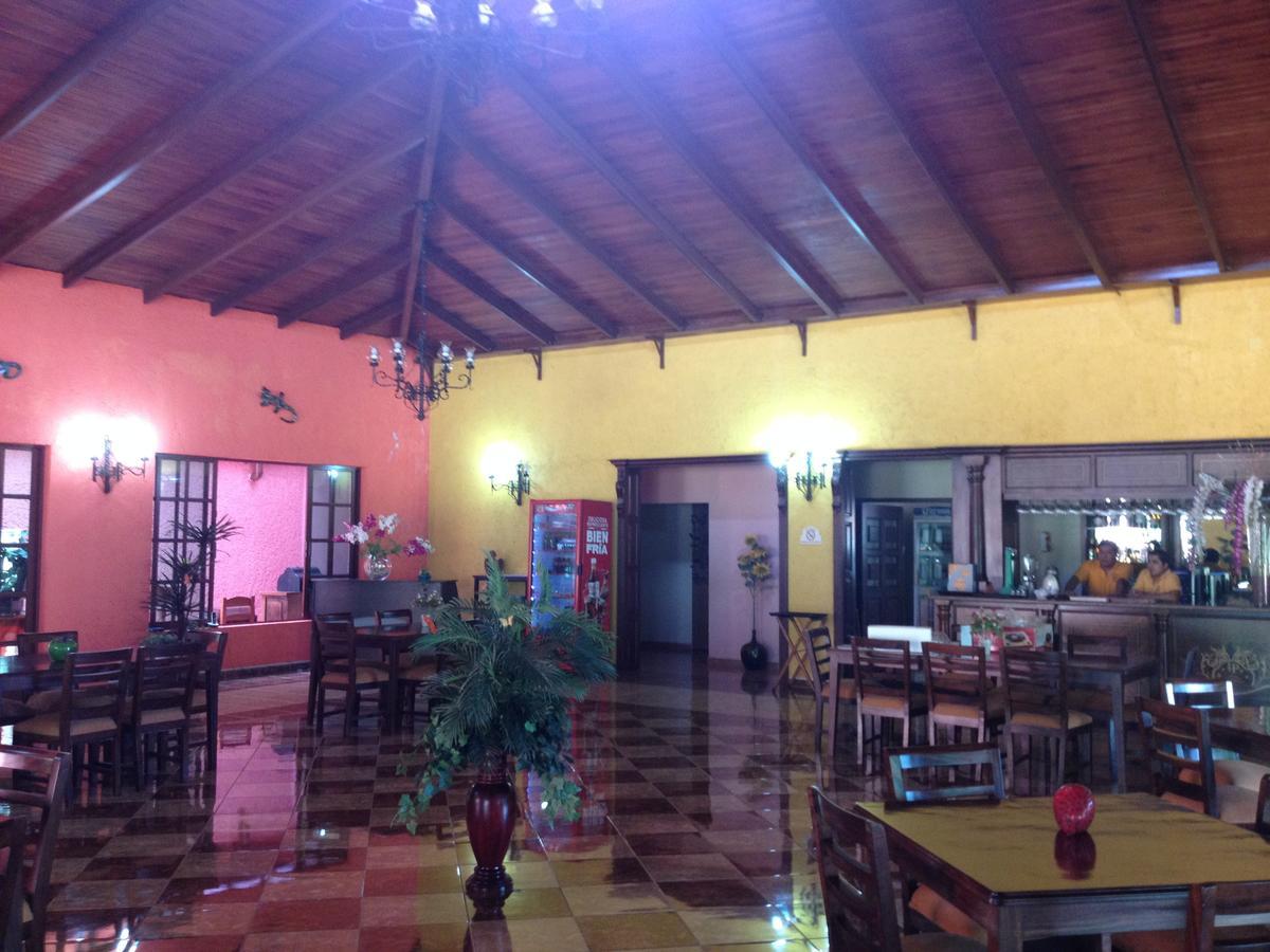Hotel Hacienda Prom Misantla エクステリア 写真