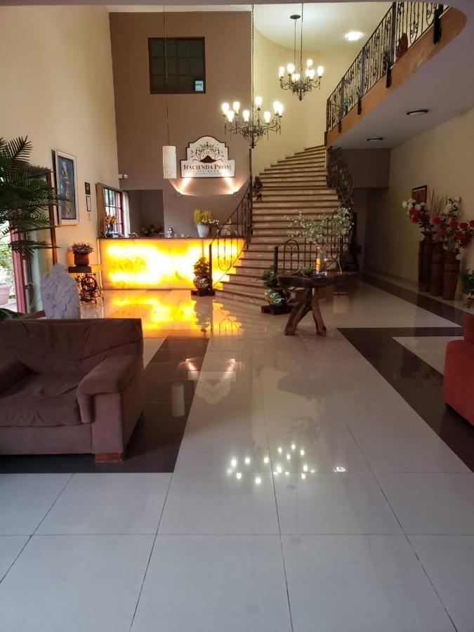Hotel Hacienda Prom Misantla エクステリア 写真
